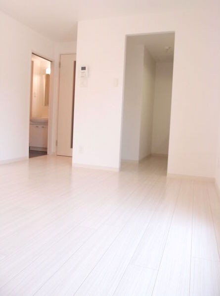 居室・リビング　☆白基調の内装☆