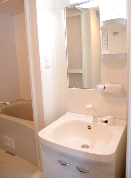 洗面設備　☆シャンドレ完備☆