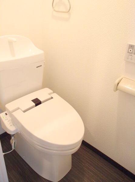トイレ　☆ウォシュレット完備☆