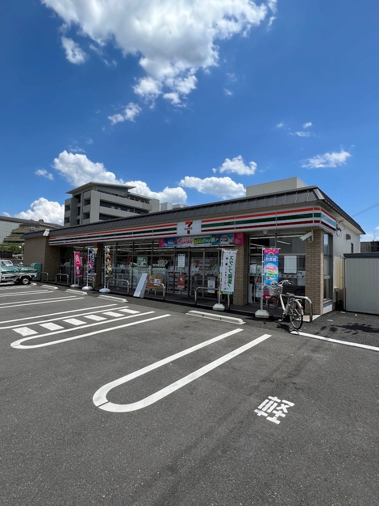 コンビニ　セブンイレブン 京都太秦下刑部町店（コンビニ）まで184m