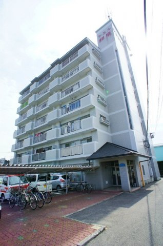 建物外観　外観は落ち着いています