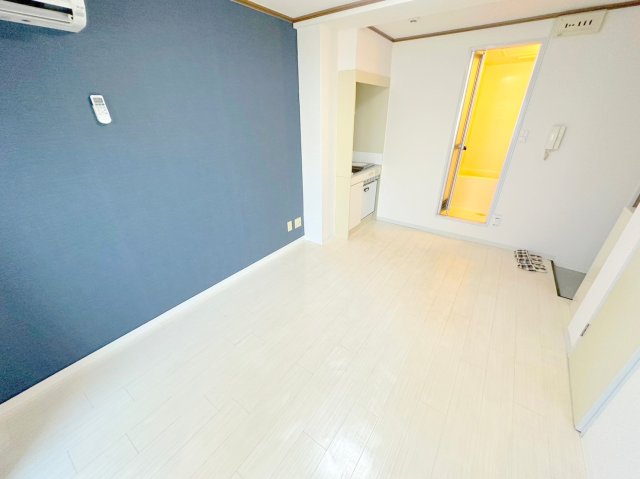 居室・リビング　オシャレなリビングはどんな家具でも合わせやすいですよ。