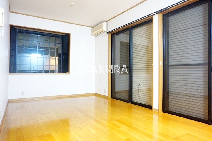居室・リビング　開放感のあるゆったりとしたお部屋です♪
