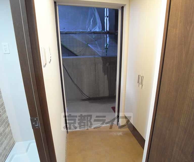 玄関　広くて立派な玄関です。