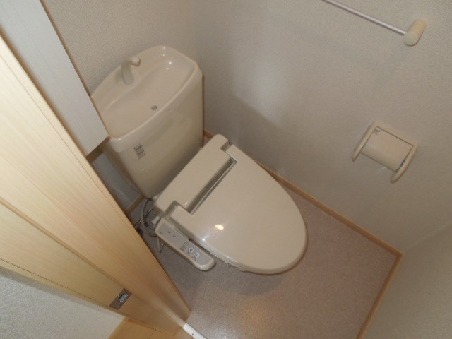 トイレ　トイレ