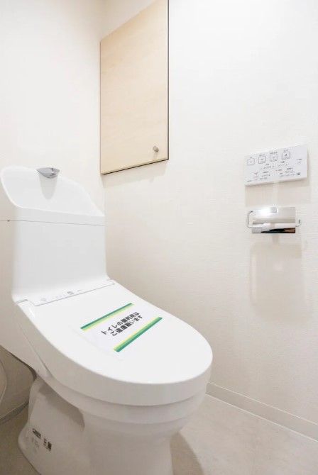 トイレ　別部屋参考写真