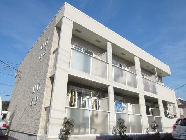建物外観　★南向きで陽当たり良好★