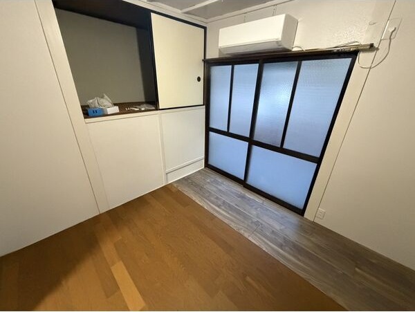 その他部屋・スペース　落ち着いて過ごせるお部屋なので、寝室にいかがでしょうか