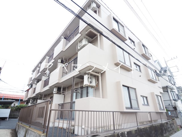 建物外観　外観は落ち着いています