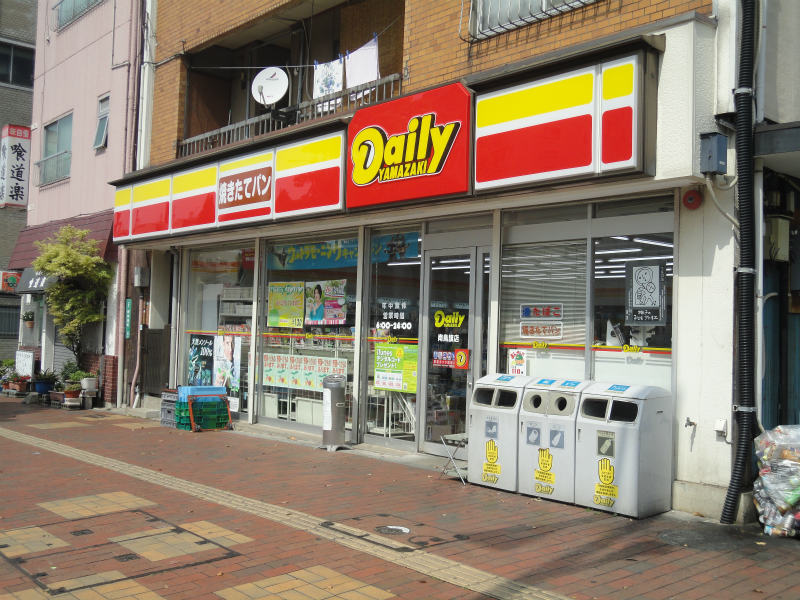 コンビニ　【デイリーヤマザキ南鳥旗町店】（コンビニ）まで169m