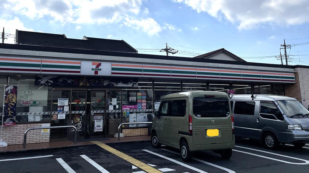 コンビニ　セブンイレブン草加瀬崎町店（コンビニ）まで174m