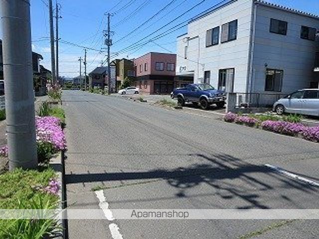 その他　周辺道路（その他）まで0m
