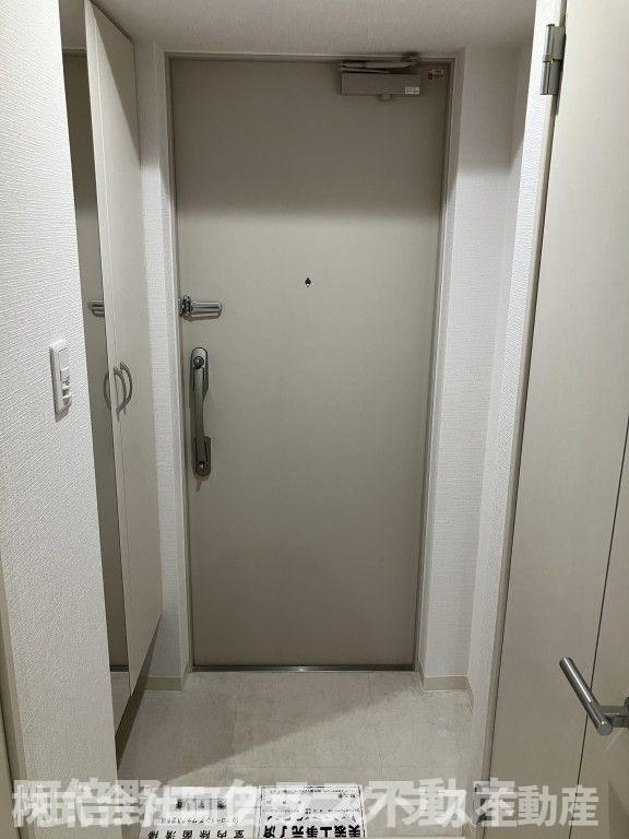玄関　落ち着いた玄関です