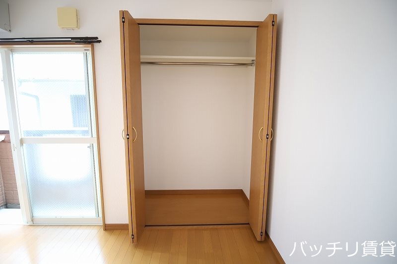収納　※写真は同型タイプの為現状を優先いたします