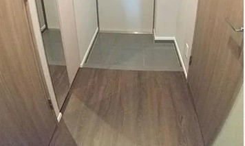 玄関　収納もある玄関です