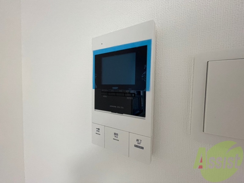 セキュリティ　ＴＶモニター付インターホンです。来客者の顔が見えるので安心！