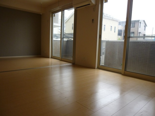 居室・リビング　別部屋参考写真