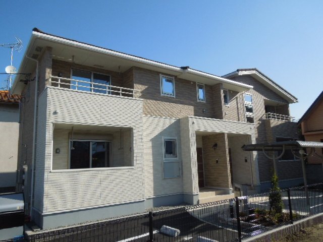建物外観　落ち着いた雰囲気の外観です
