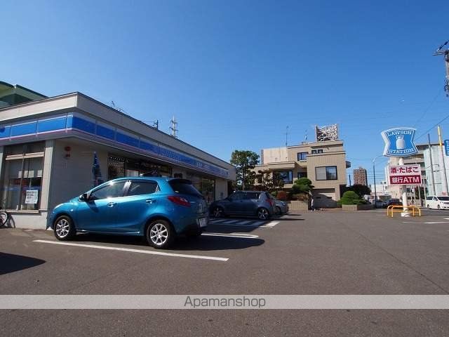 コンビニ　ローソン　札幌美園４条八丁目店（コンビニ）まで160m
