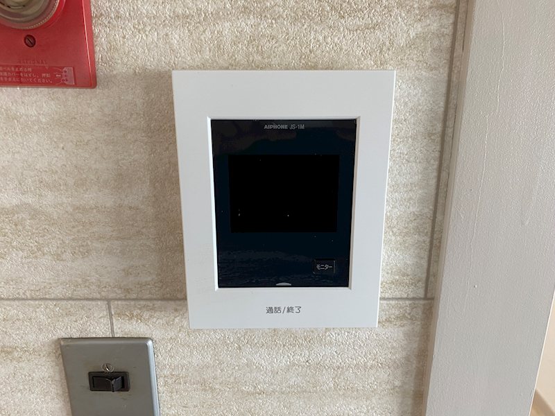 セキュリティ　モニター付きインターホン