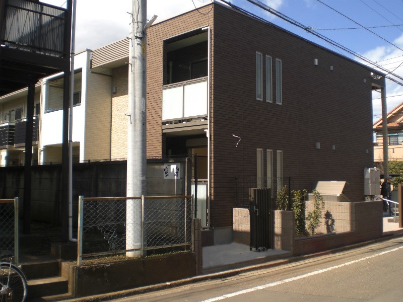 建物外観　東大和市駅徒歩圏内です。