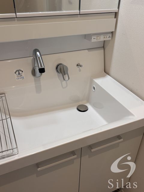 洗面設備　同仕様