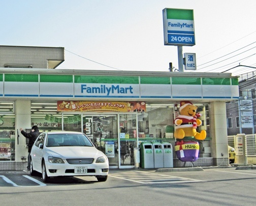 コンビニ　ファミリーマート朝霞黒目川通り店（コンビニ）まで160m