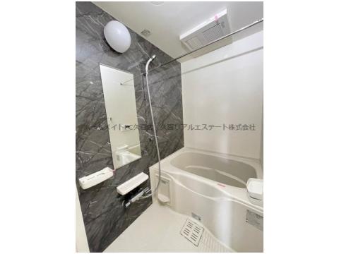バス・シャワールーム　同建物別号室