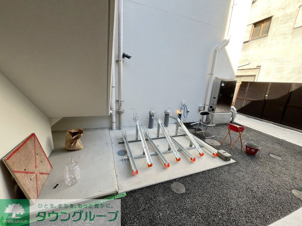 駐車場　バルコニー