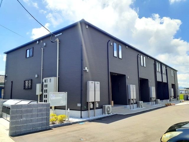 建物外観　落ち着いた雰囲気の外観です