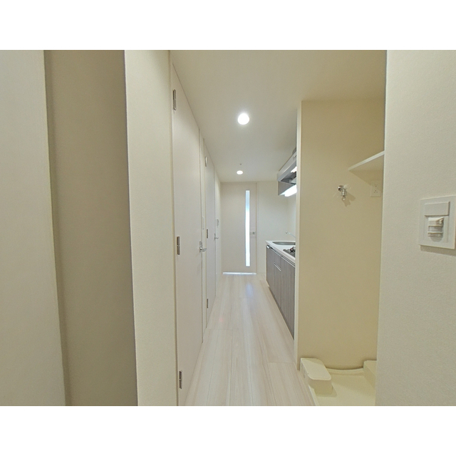 その他部屋・スペース　玄関→キッチン