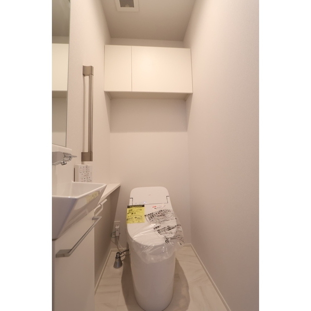 トイレ　手洗いボウルの有るトイレスペース♪