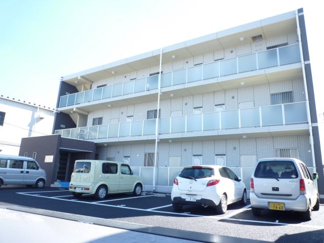 建物外観　外観は落ち着いています