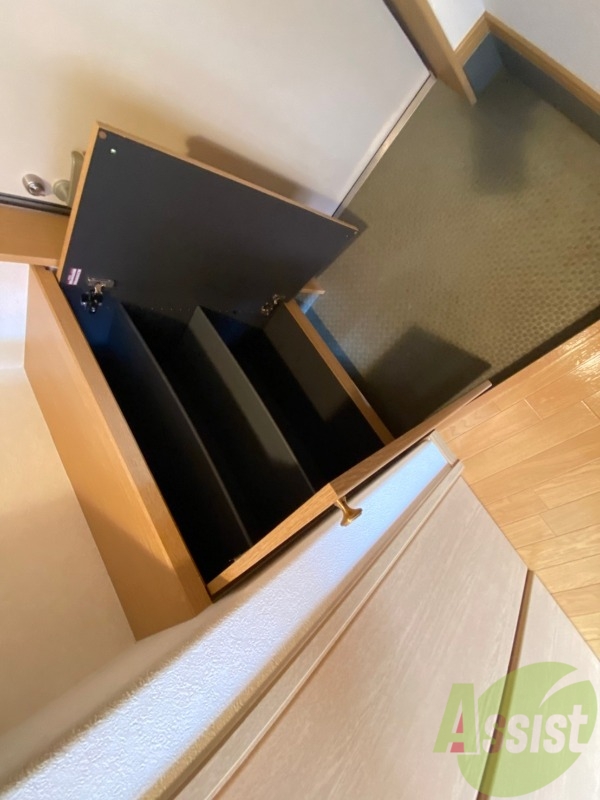 居室・リビング　広くてキレイなお部屋が広がっていて、充実した生活が送れそう。