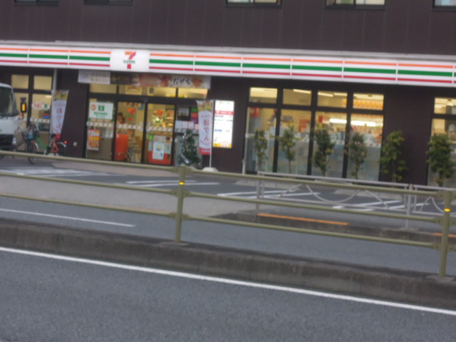 コンビニ　セブンイレブン 品川東大井2丁目店（コンビニ）まで421m