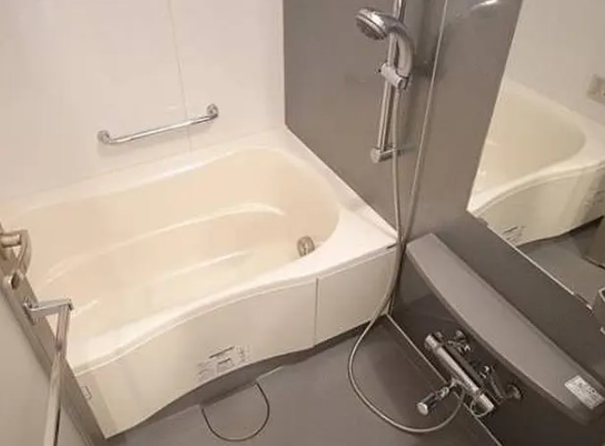 バス・シャワールーム　別部屋参考写真