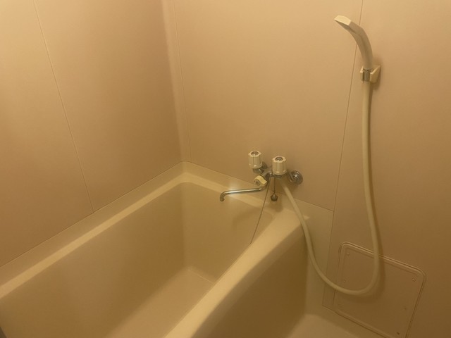 バス・シャワールーム　現況優先。同タイプのお部屋です。