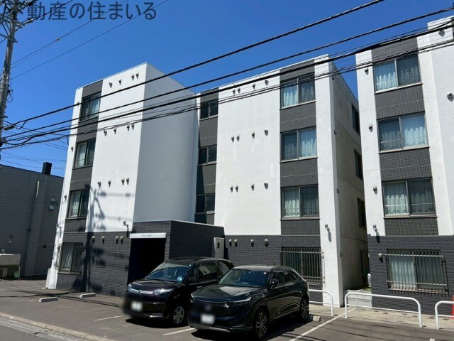 建物外観　外観写真（昼）