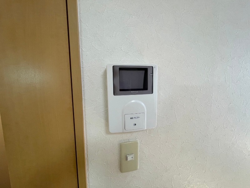 セキュリティ　インターホンで来客確認ができます。安心ですね。