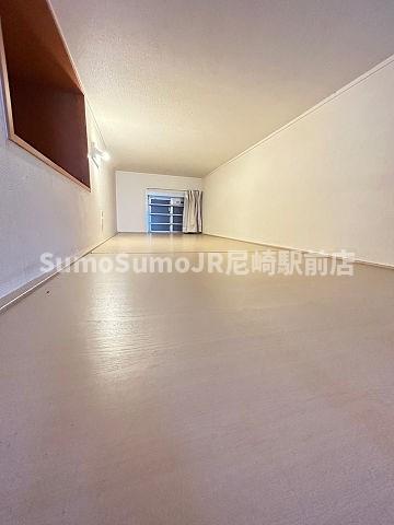 その他部屋・スペース　落ち着いて過ごせるお部屋なので、寝室にいかがでしょうか