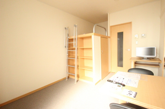 居室・リビング　※別部屋の写真です