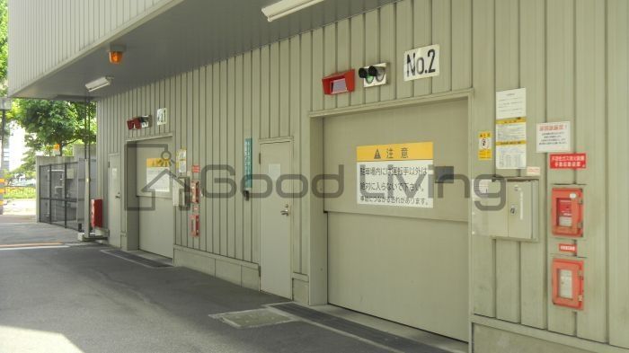 駐車場　タワー式駐車場
