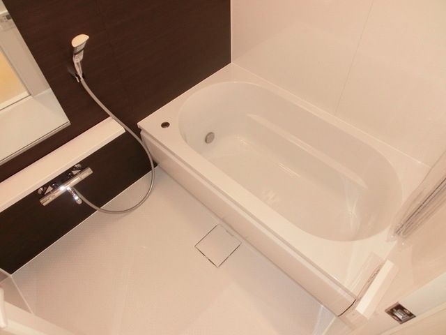 バス・シャワールーム　追い焚きバス