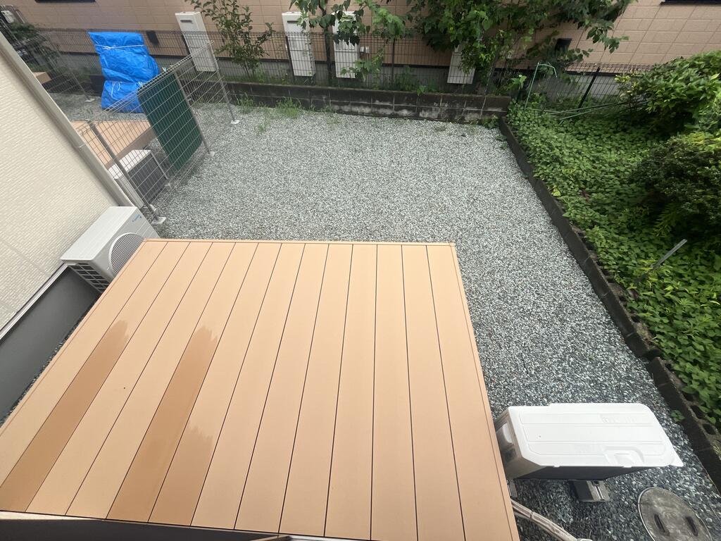 バルコニー　テラス