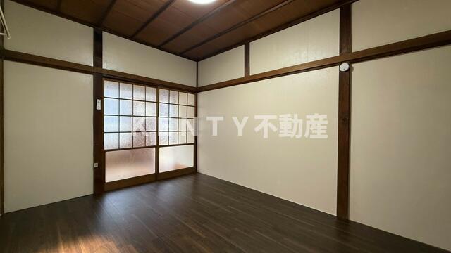 居室・リビング　ゆったり過ごせる居間です