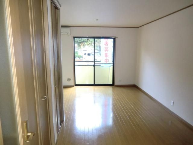 その他部屋・スペース　明るい広々10.5帖