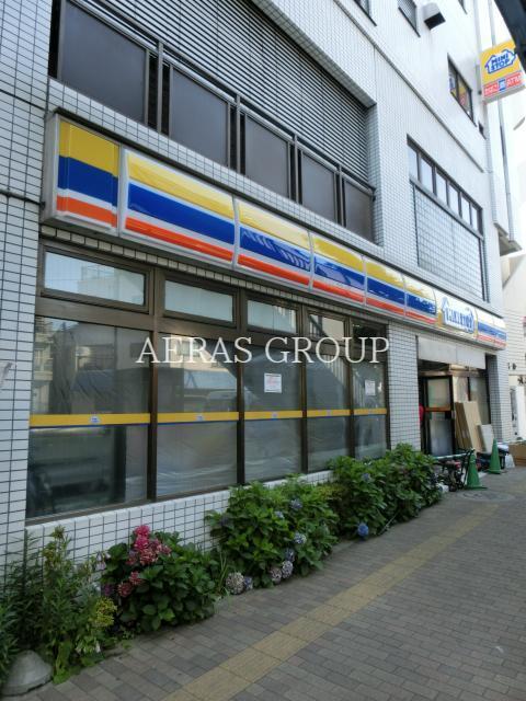コンビニ　ミニストップ王子本町店（コンビニ）まで580m