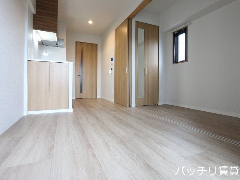 居室・リビング　※同マンション別部屋写真のため、現状優先。