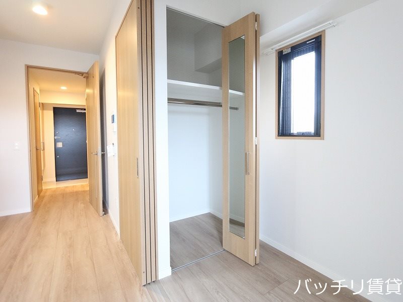収納　※同マンション別部屋写真のため、現状優先。