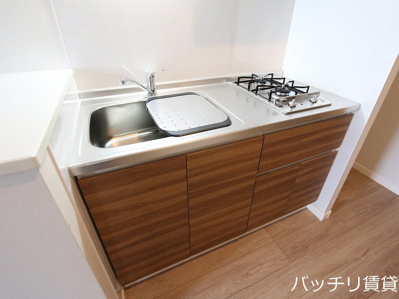 キッチン　※同マンション別部屋写真のため、現状優先。